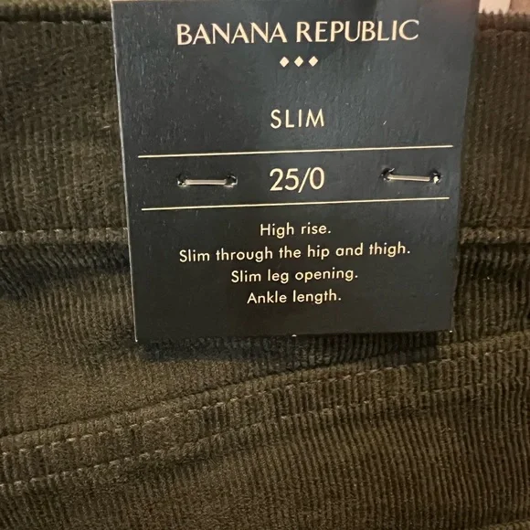 NWT! HIGH-RISE SLIM CORDUROY PANT - Picture 2 of 3